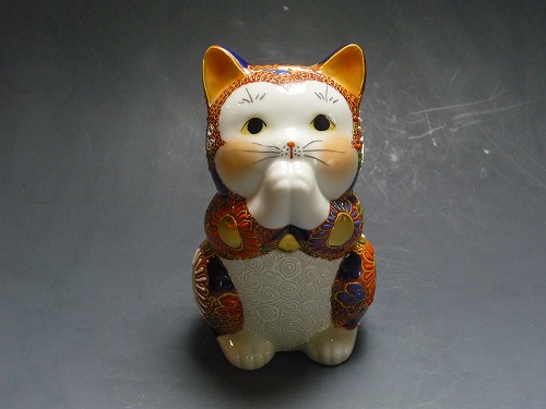 Japanese KUTANI Yaki Lucky Cat Maneki Neko